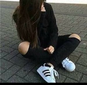 Meet your Posher, Amalia